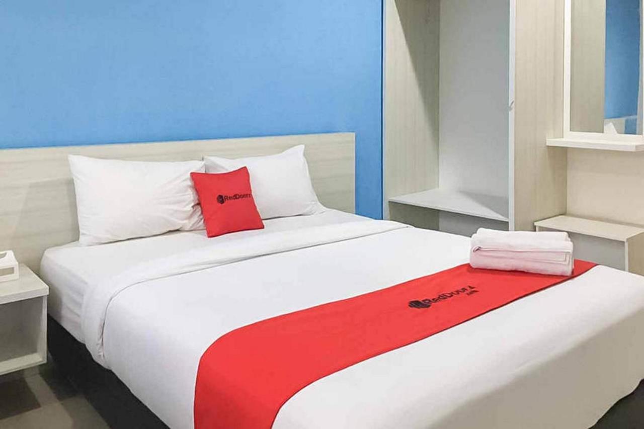 Reddoorz Plus At Panorama Villas Batu Бату Екстериор снимка