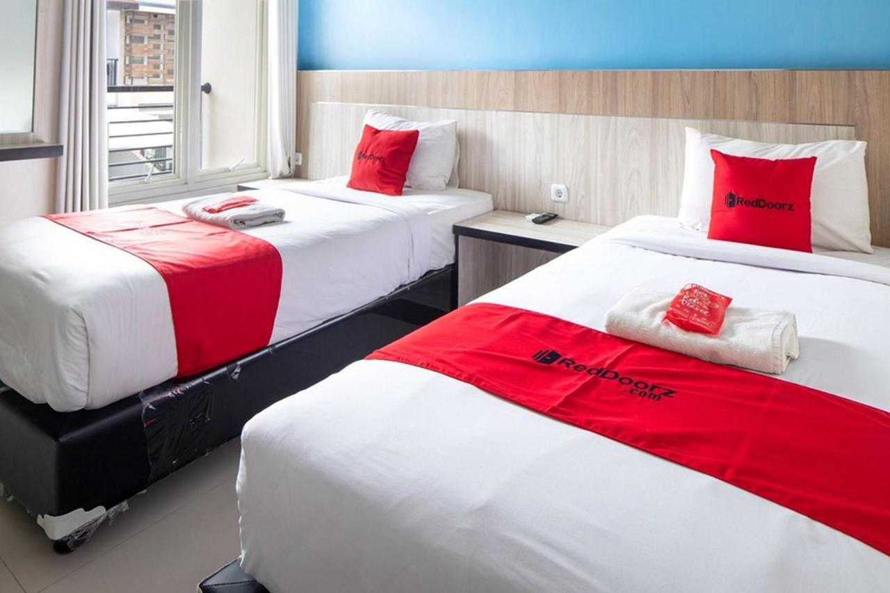 Reddoorz Plus At Panorama Villas Batu Бату Екстериор снимка