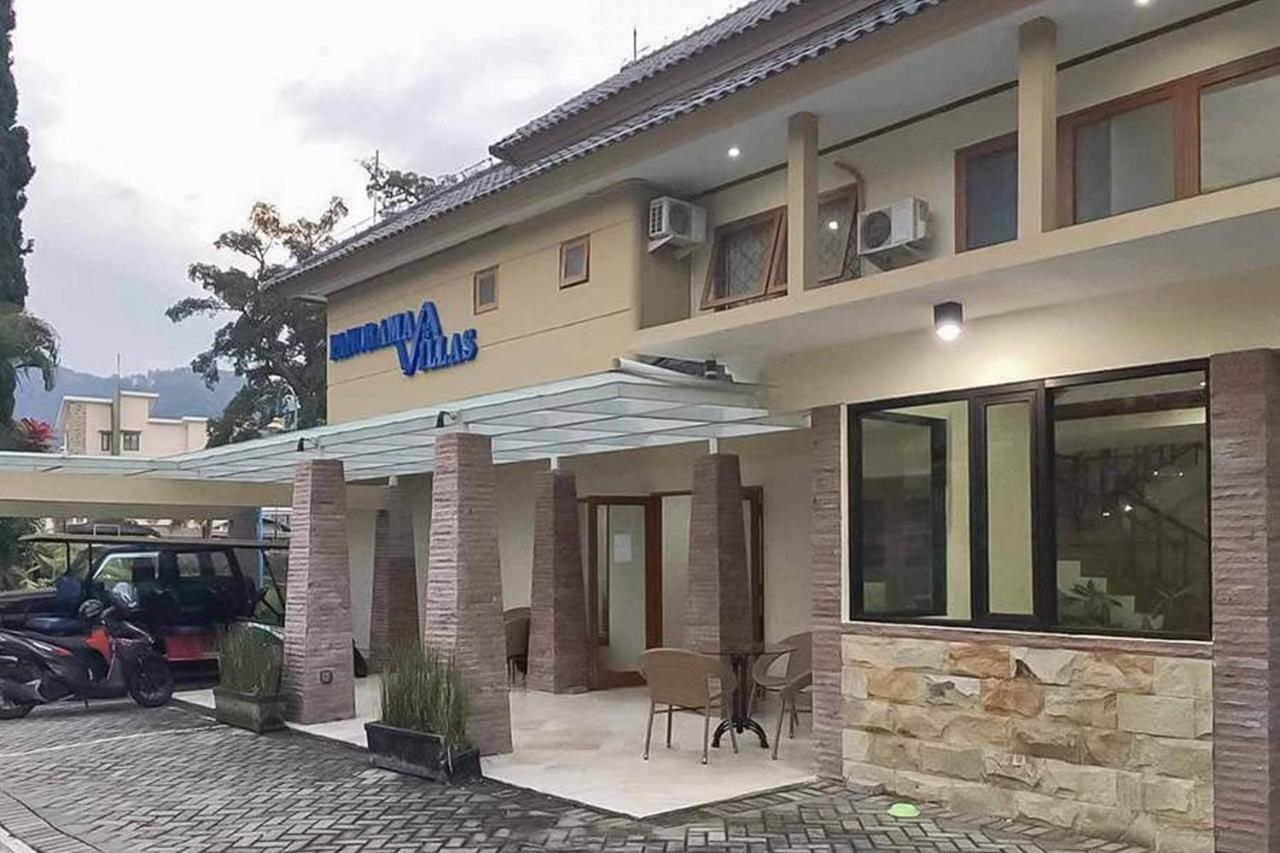 Reddoorz Plus At Panorama Villas Batu Бату Екстериор снимка