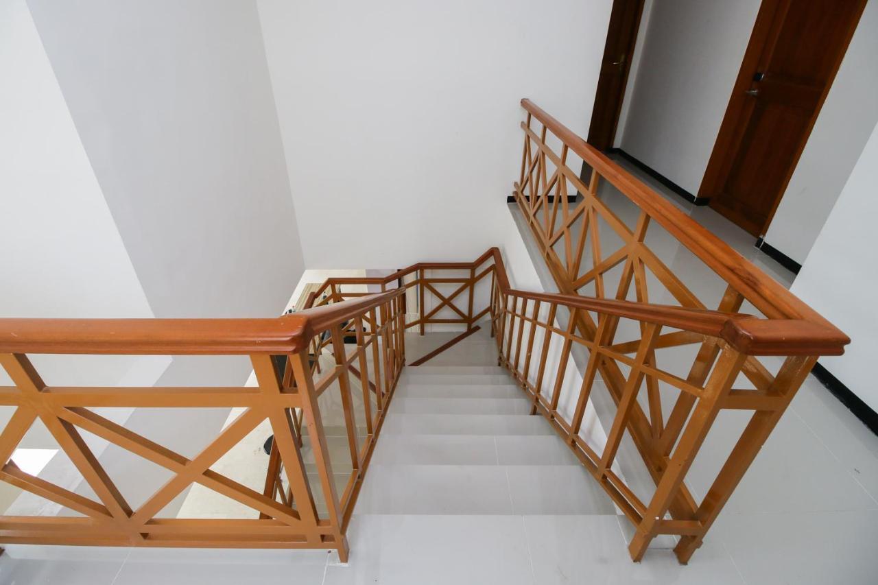 Reddoorz Plus At Panorama Villas Batu Бату Екстериор снимка